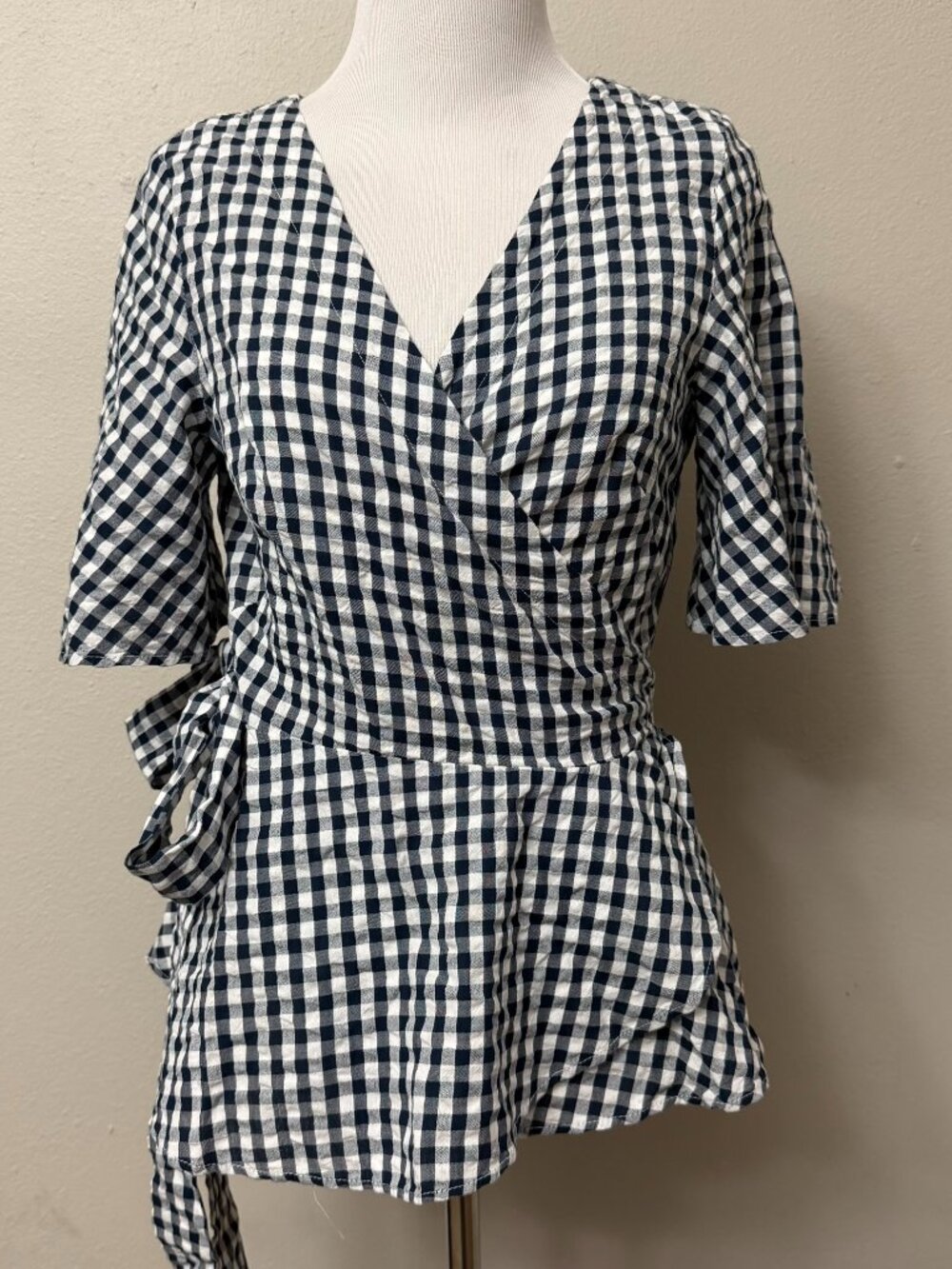 NWT! Loft Seersucker Blue White Gingham Wrap Ruffle Blouse XS